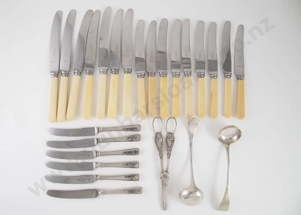 Set Six Art Deco S/S Handled Afternoon Tea Knives Image 1++