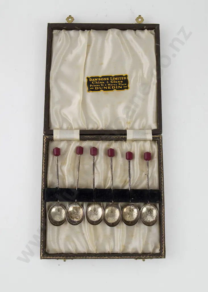 Set Of 6 Geo III S/S Dessert Spoons Image 1++