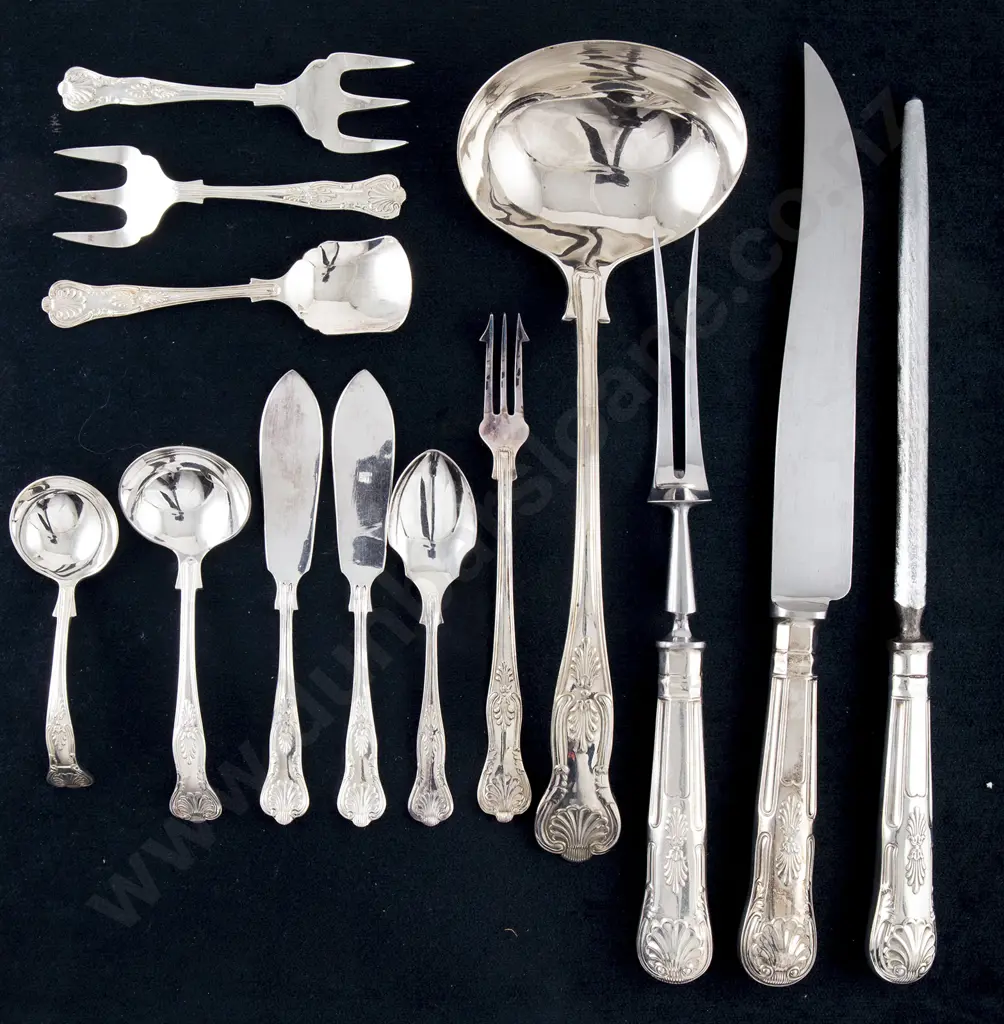 Oak Canteen Of S/P Double Struck Kings Pattern Cutlery Image 1++