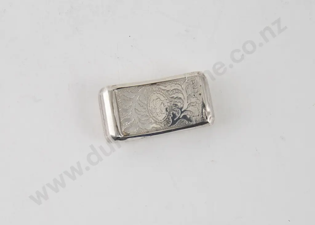 Geo III S/S Snuff Box Image 1++