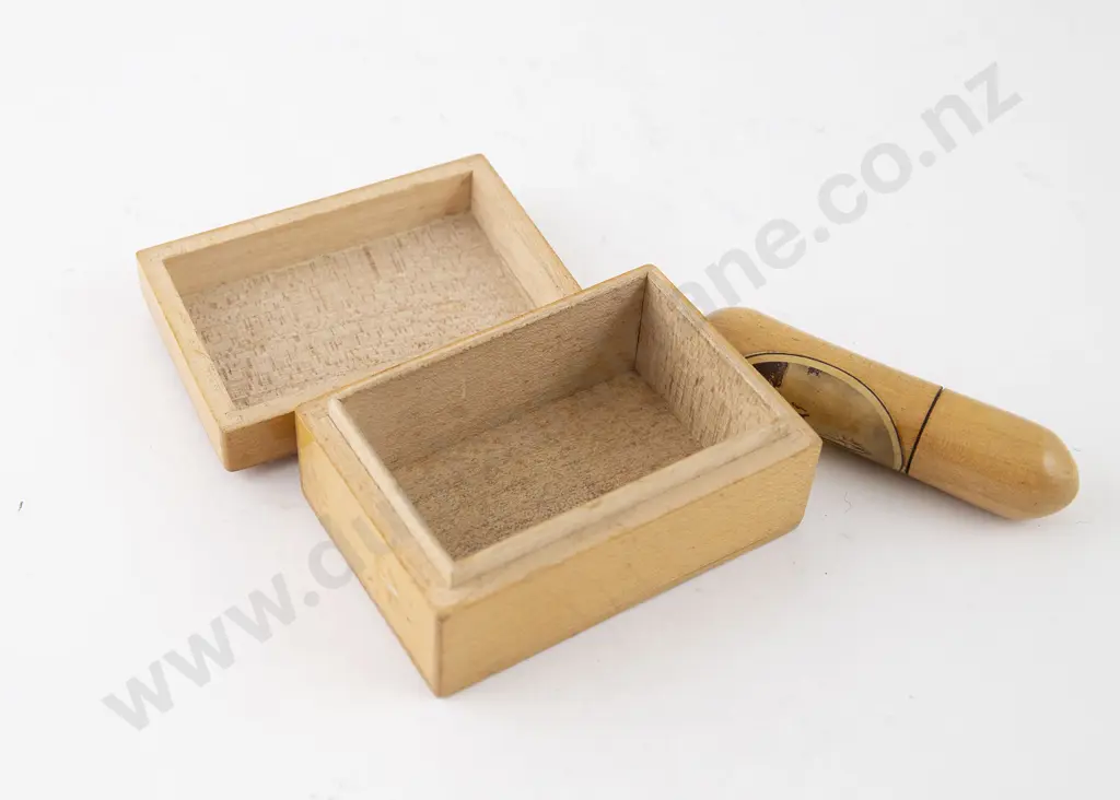 Mauchline Ware Box & Needle Case Image 1++
