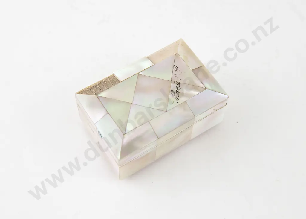 Late Vict MOP Stamp Box Image 1++