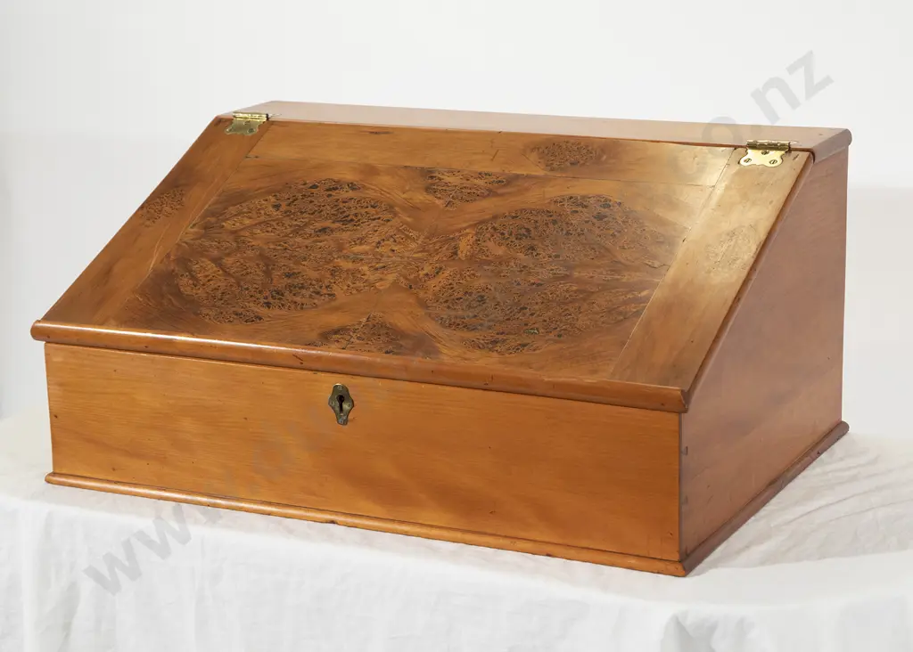 Large Late C19th NZ Colonial Kauri & Burr Totara Clerks Writing Slope Image 1++