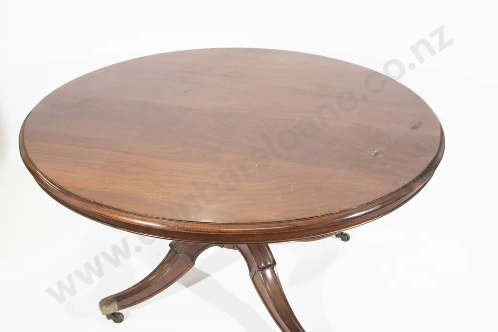 C19th Mahogany Circular Snap-Top Dining Table and Five Chairs Image 1++