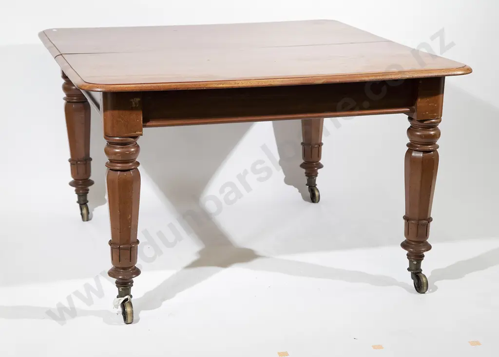 WMIV Mahogany Dining Table Image 1++
