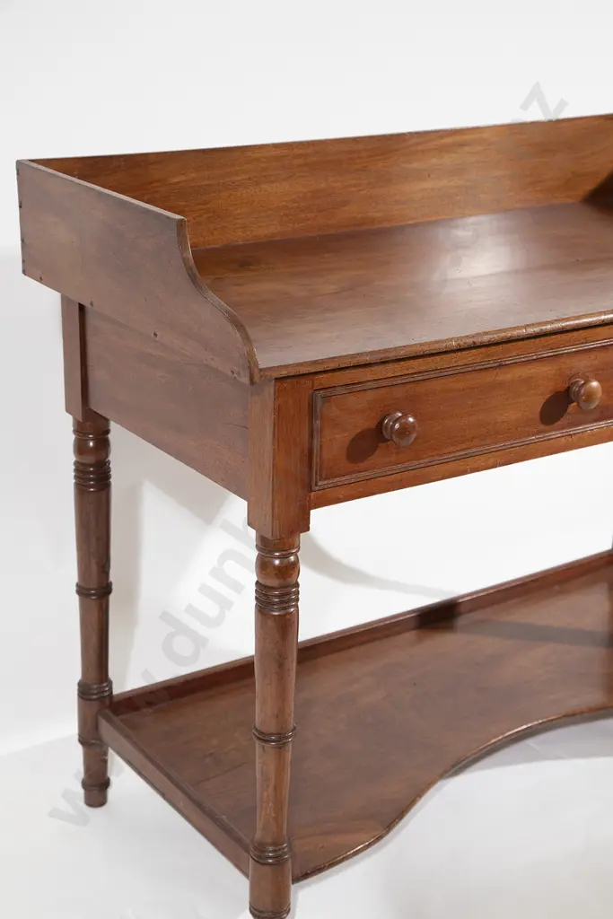 Early Vict Dressing Table Image 1++