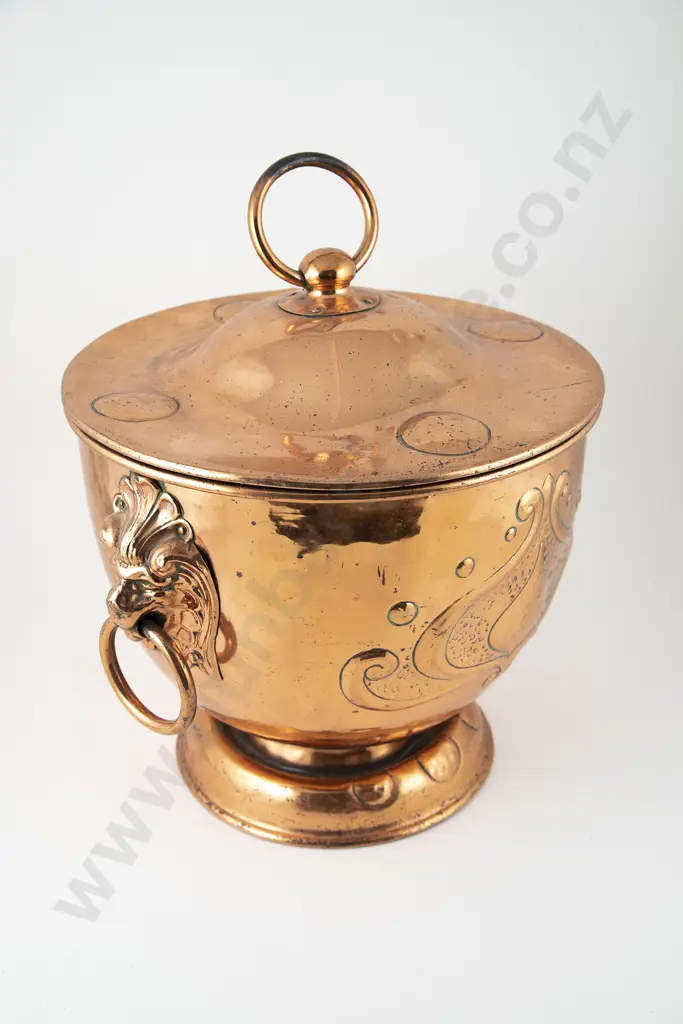 Art Nouveau Lidded Copper Coal Bin Image 1++