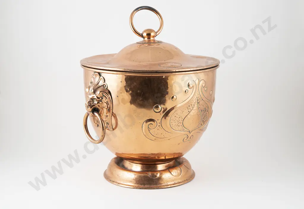 Art Nouveau Lidded Copper Coal Bin Image 1++
