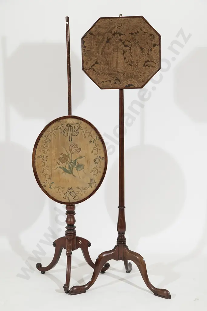Regency Mahogany Pole Screen Image 1++