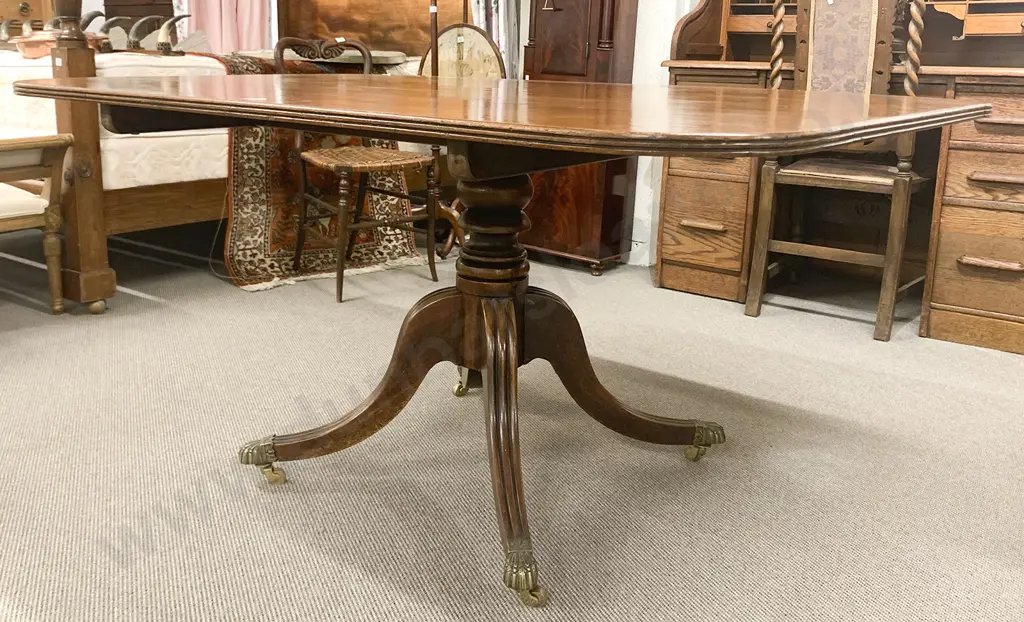 Geo III Mahogany Snap-Top Breakfast Table Image 1++
