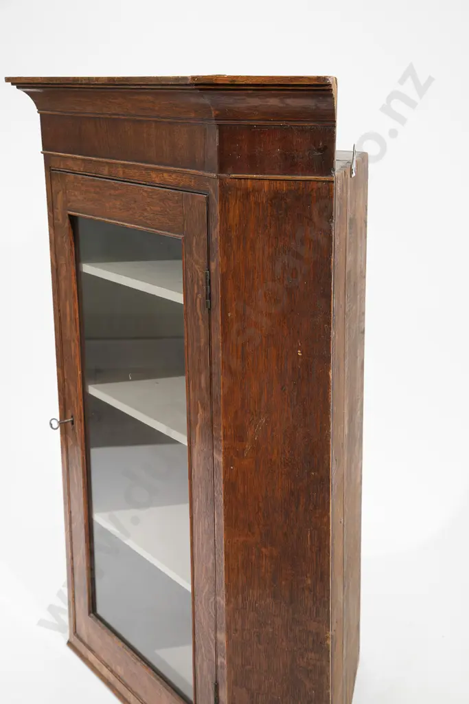 Geo III Oak Hanging Corner Cupboard Image 1++