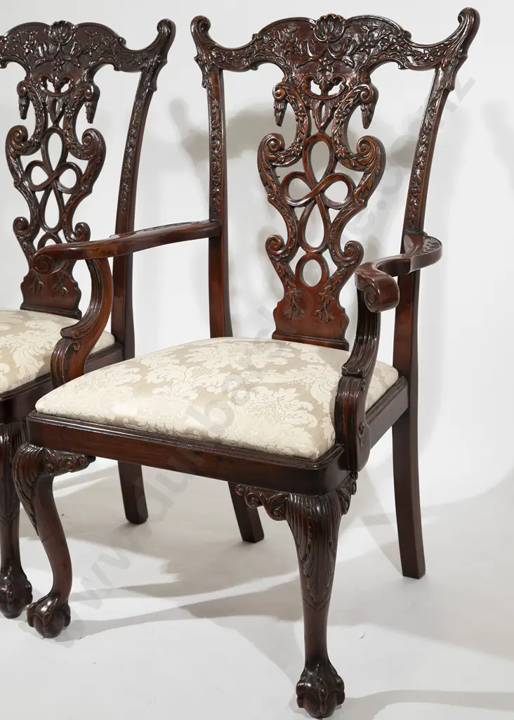 A Superb Victorian Mahogany Extension Dining Table Leaf Holder and Twelve Chippendale Style Chairs Image 1++