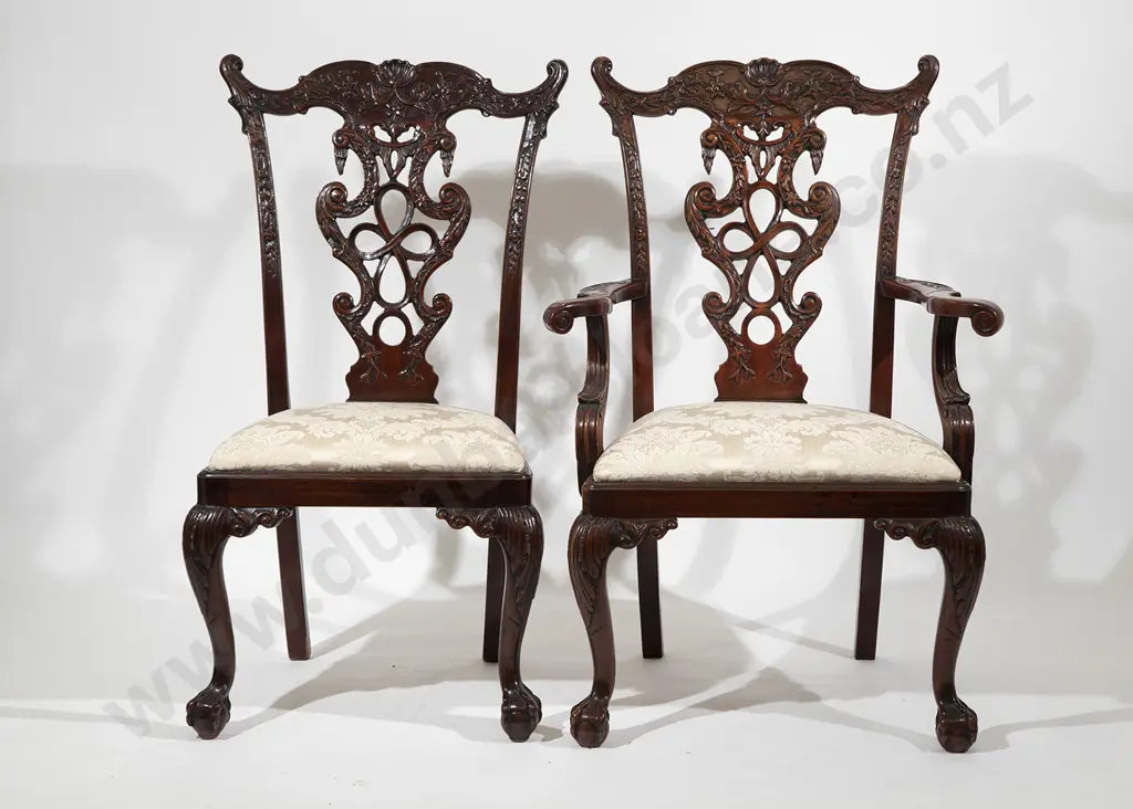A Superb Victorian Mahogany Extension Dining Table Leaf Holder and Twelve Chippendale Style Chairs Image 1++