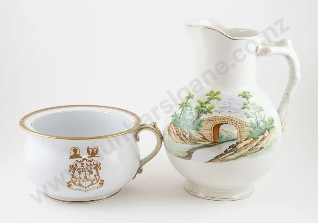 Victorian Toilet Jug & Armorial Chamber Pot Image 1++