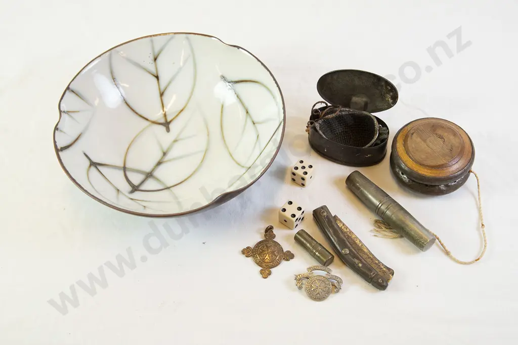 Pottery Bowl and assorted Image 1++
