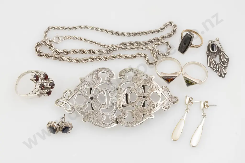 Various Silver Jewellery Image 1++