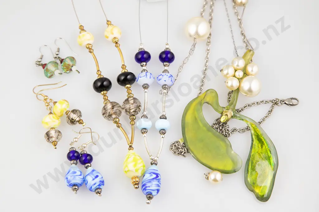 Selection of Modern Glass Jewellery Image 1++