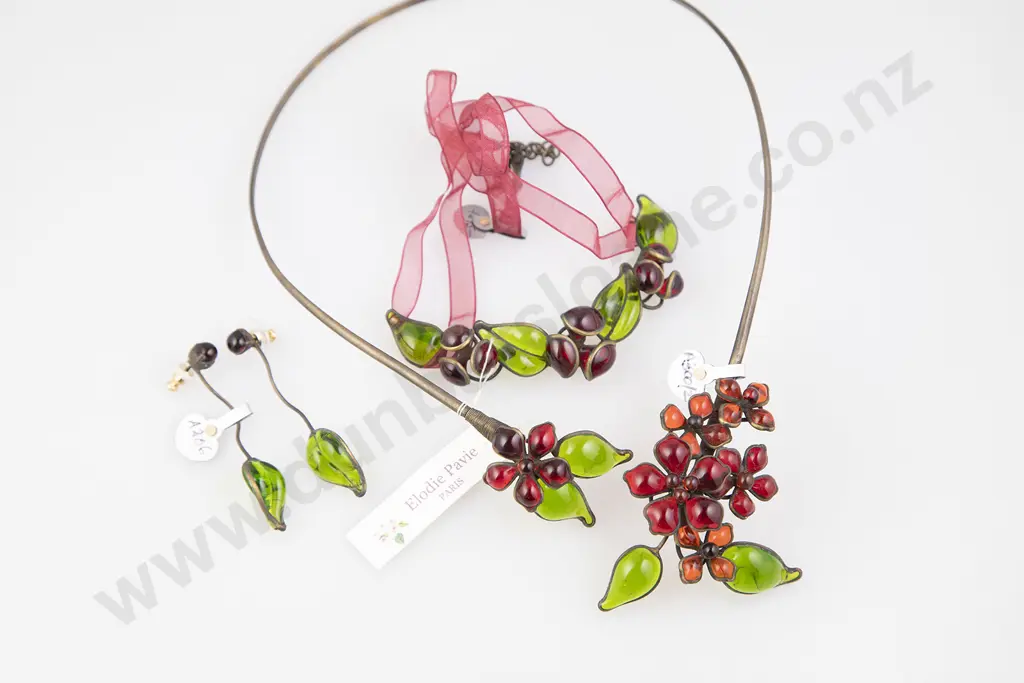 Selection of Modern Glass Jewellery Image 1++