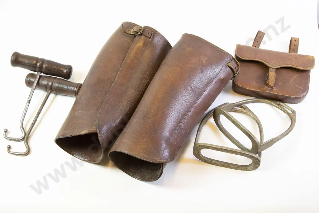 Pair Leather Leggings with saddle pouch Image 1++
