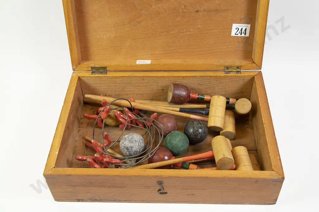Early C20th Boxed Table Top Croquet Game Image 1++
