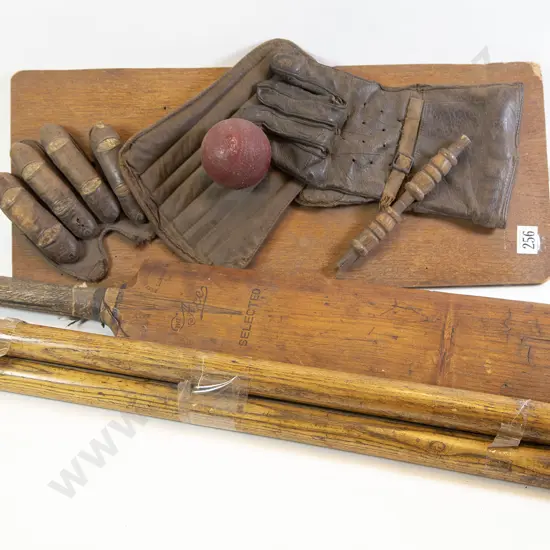 Vintage Cricket Set