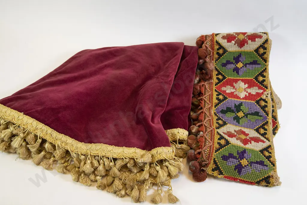 Red Velvet Circular Table Cover & Tapestry Frieze Piece Image 1++