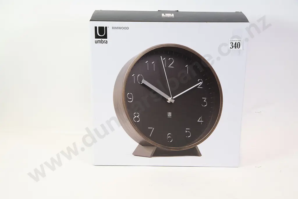 Modern Design Wall Clock Image 1++