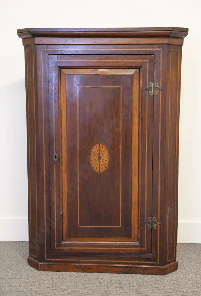 GeoIII Mahogany and Inlaid Corner Cupboard Image 1++
