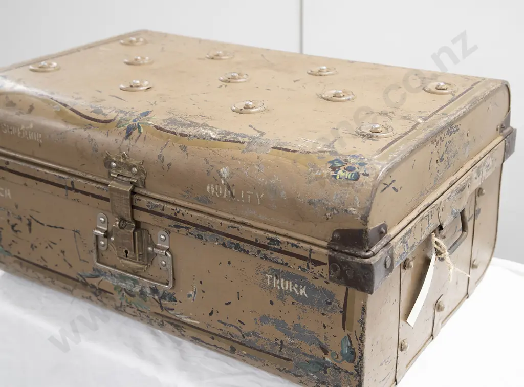 Vintage Tin Travel Trunk Image 1++
