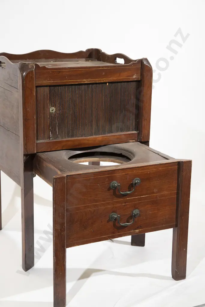 GeoIII Mahogany Night Cupboard Image 1++