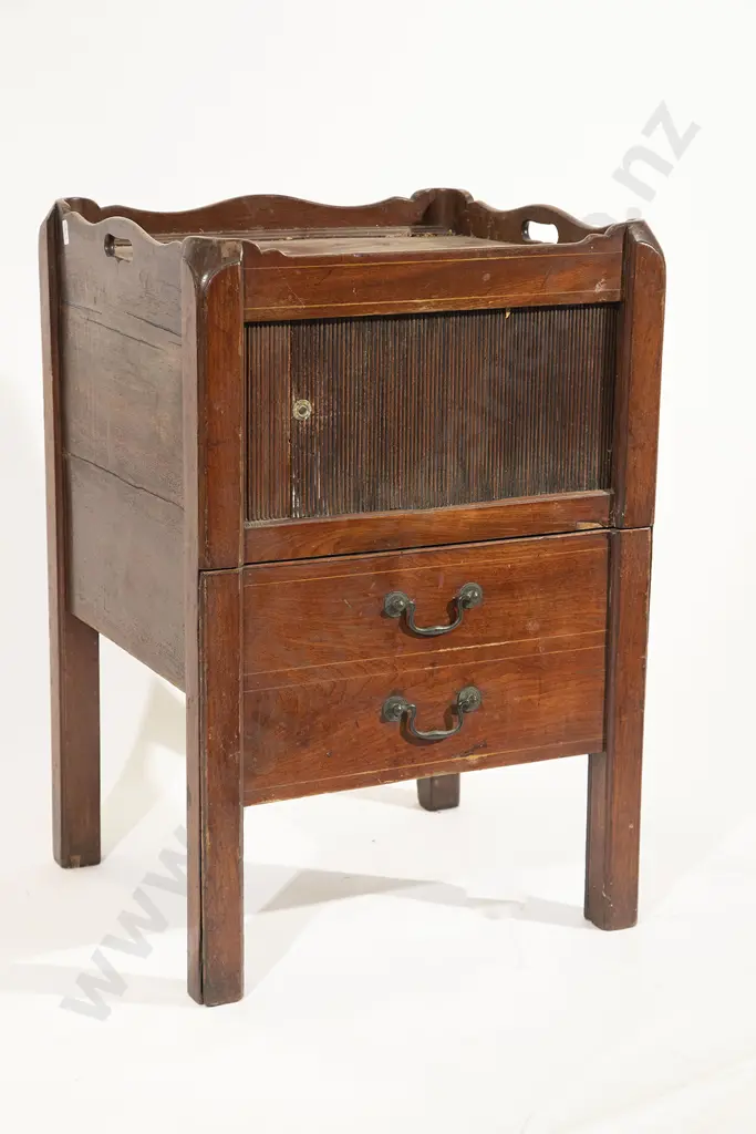 GeoIII Mahogany Night Cupboard Image 1++