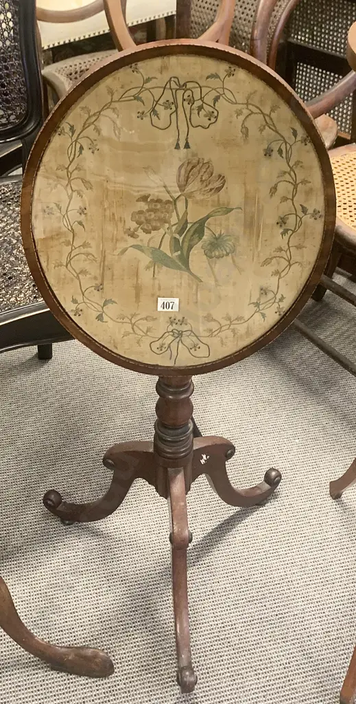Regency Mahogany Pole Screen with silk oval banner Image 1++