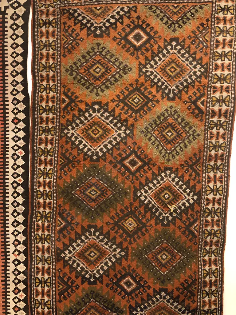 Persian Rug with all-over lozenge medallions Image 1++
