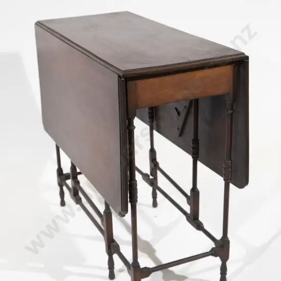 Edwardian Mahogany Spider Leg Drop Leaf Table