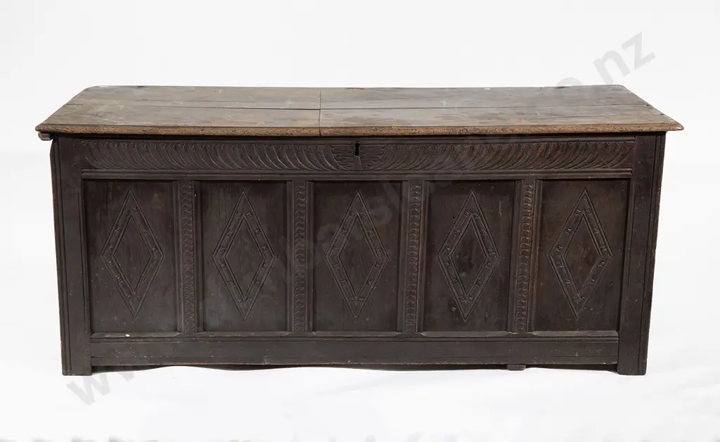 Early C18th Oak Coffer (faults) Image 1++