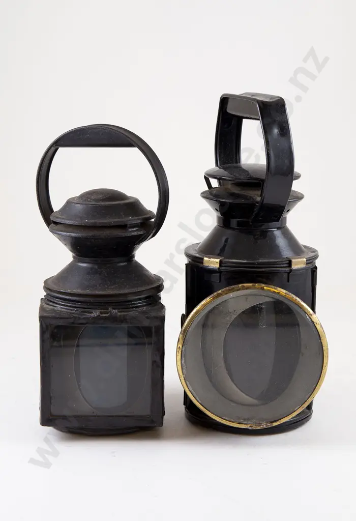 Two Victorian Japanned Hand Lanterns Image 1++