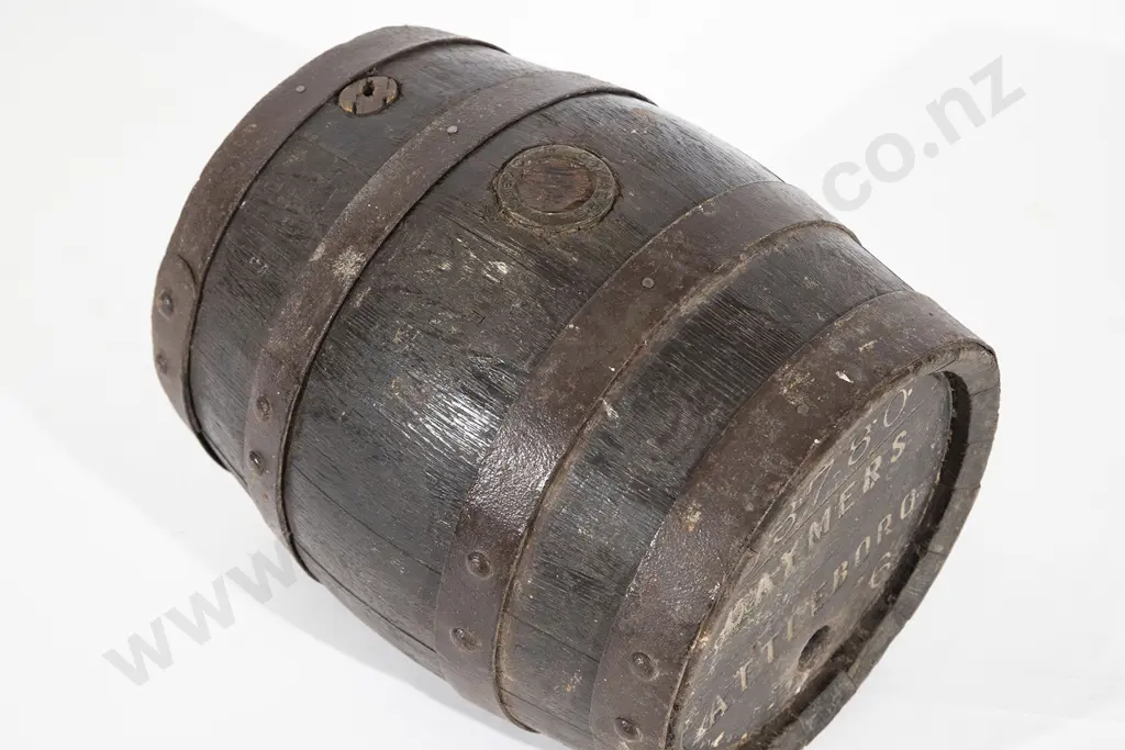 Coopered Oak Barrel Image 1++