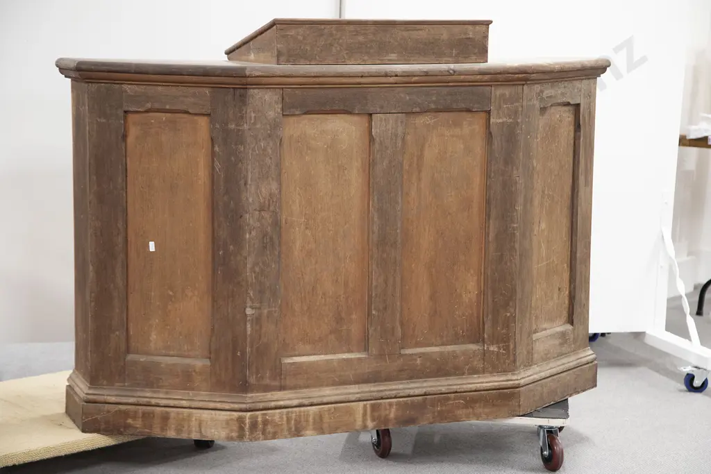 Pulpit from St Andrews Church Image 1++
