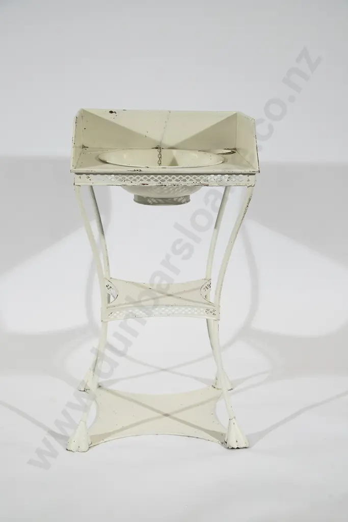 French Painted Metal Wash Stand Image 1++