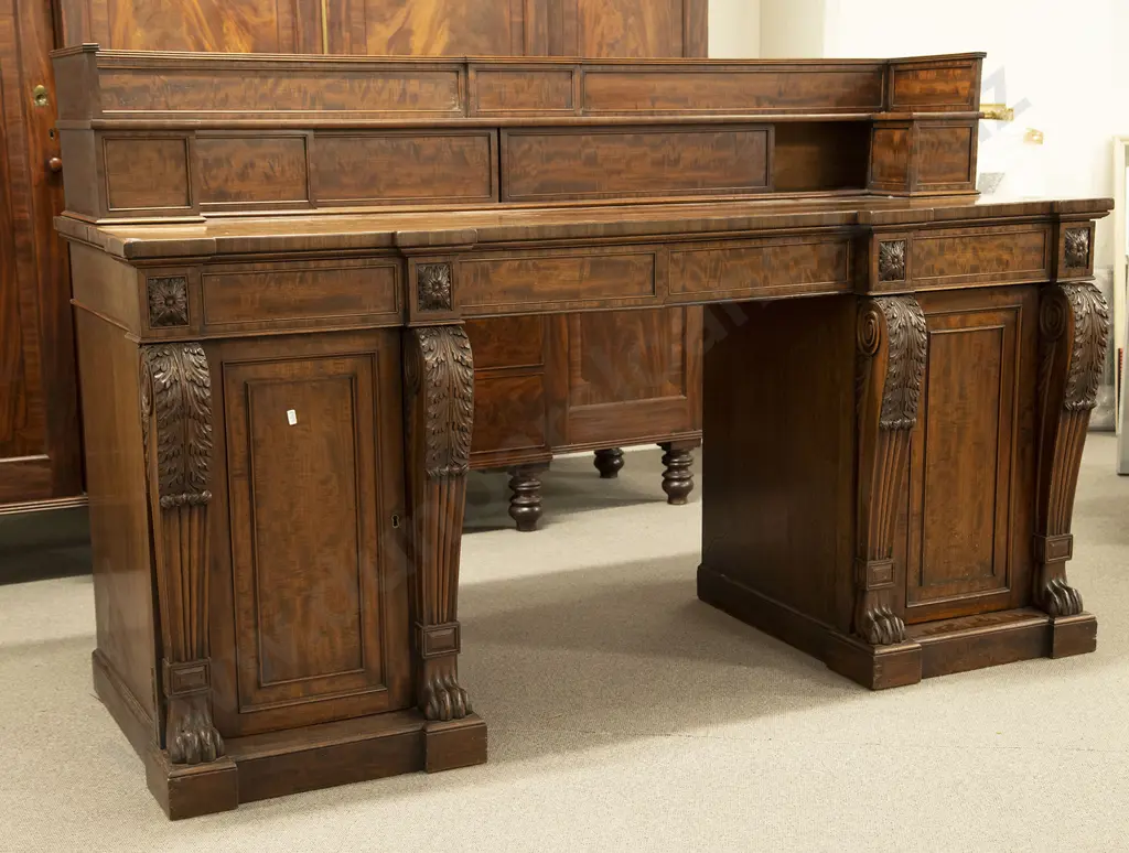 A Fine Quality C19th  Mahogany Pedestal Sideboard Image 1++