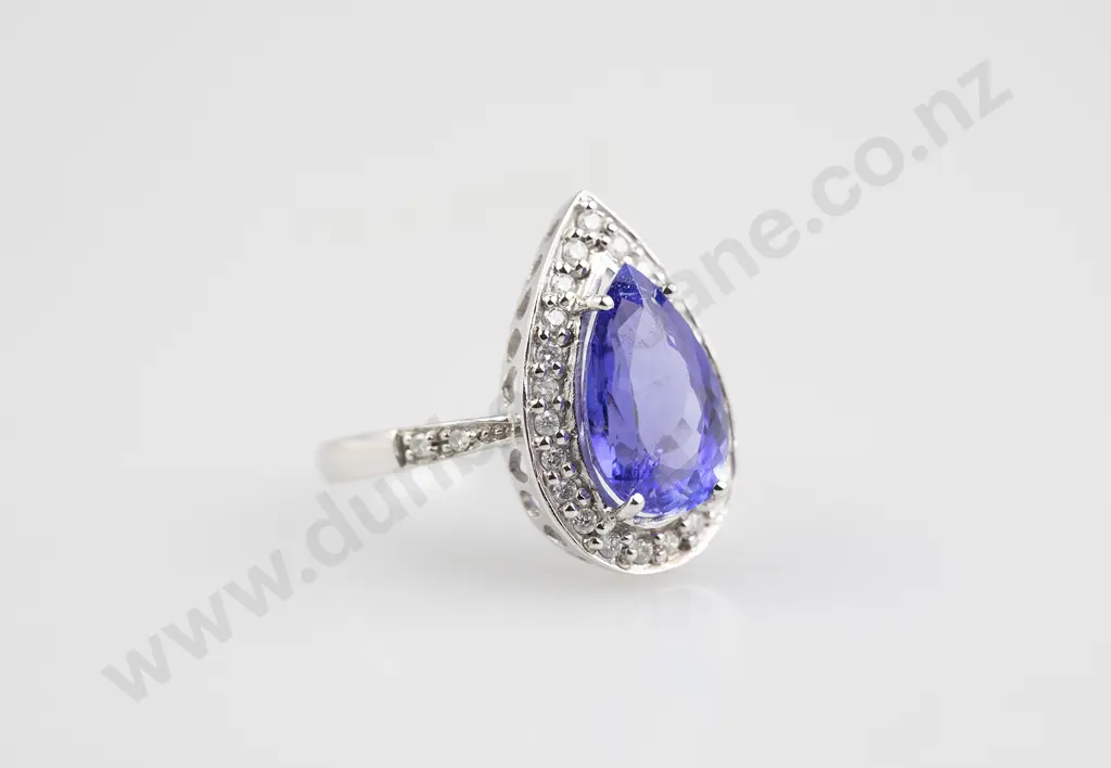 14ct White Gold 28stone Tanzanite and Diamond Cluster Ring Image 1++