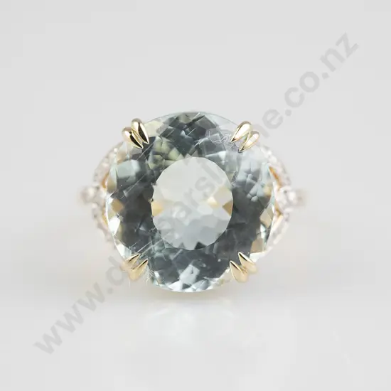 14ct Single Aquamarine and Diamond Ring