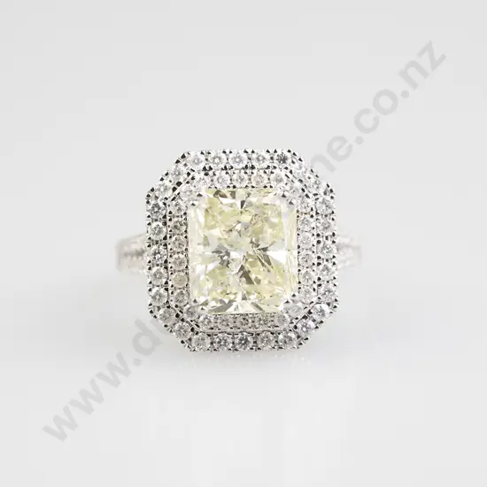 14ct White 79stone Fancy Diamond Cluster Ring