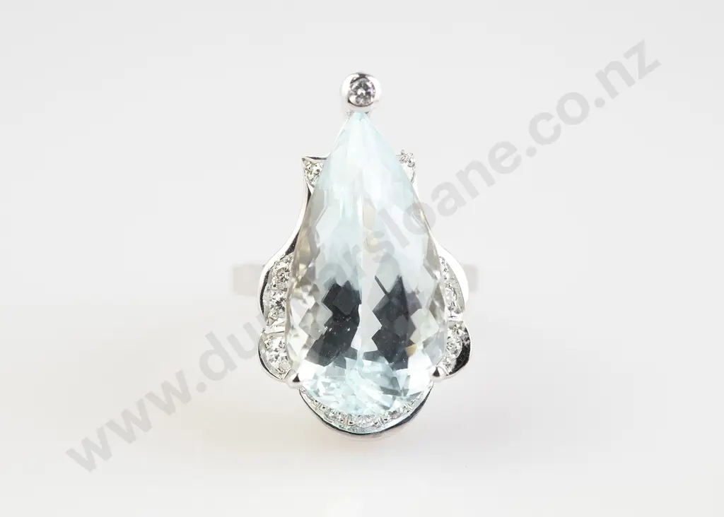 14ct White Gold Aquamarine and Diamond Dress Ring Image 1++