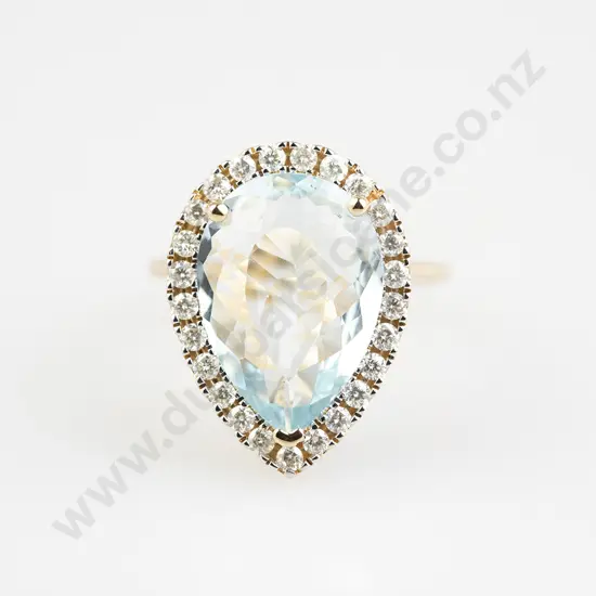 14ct Single Aquamarine and Diamond Cluster Ring