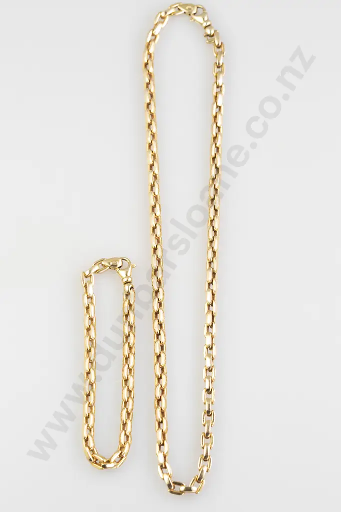 9ct Modern Large Trace Link Necklace Image 1++