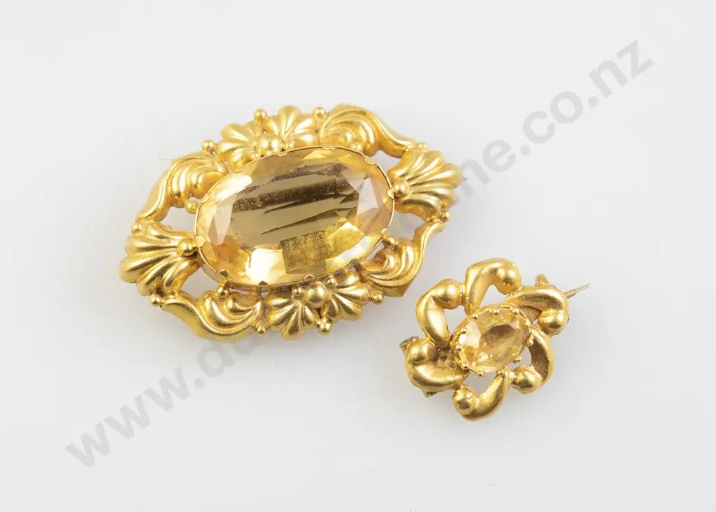 Two Early Victorian 15ct Citrine Brooches Image 1++