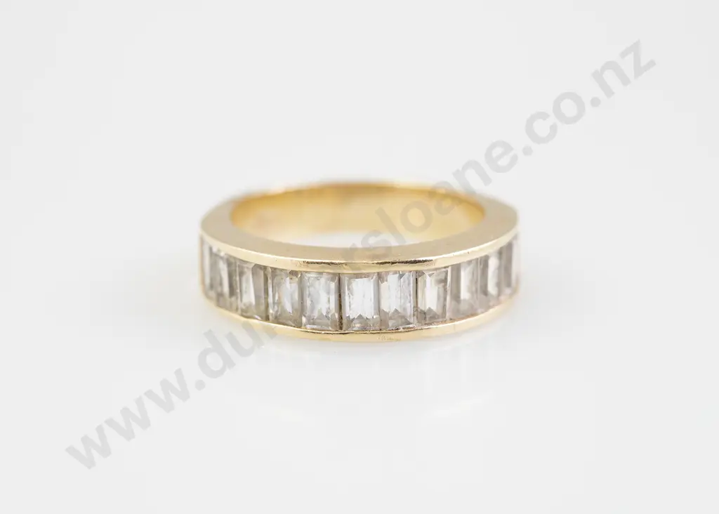 14ct Twelve Stone Diamond Band Ring Image 1++