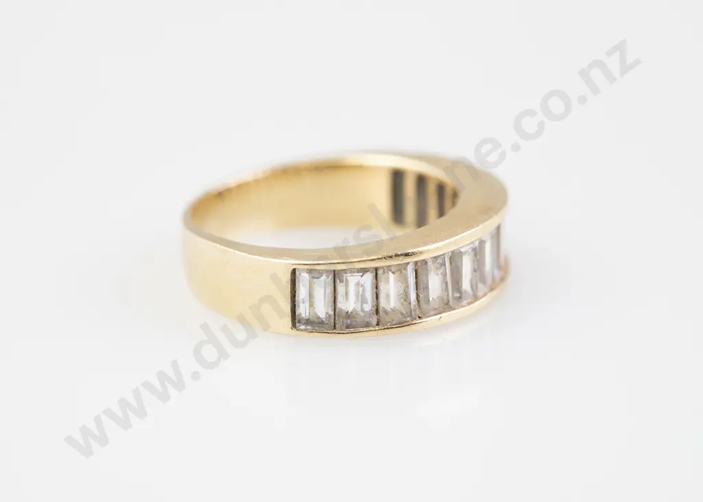 14ct Twelve Stone Diamond Band Ring Image 1++
