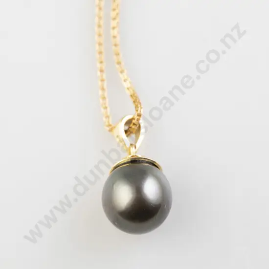 18ct Mounted Single Cultured Black Pendant